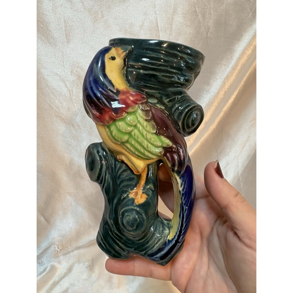 Vintage Hand Painted Colorful Parrot Ceramic Wall Pocket Vase Planter Japan 6.5"